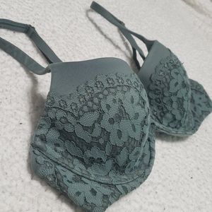 Victoria's Secret bra
